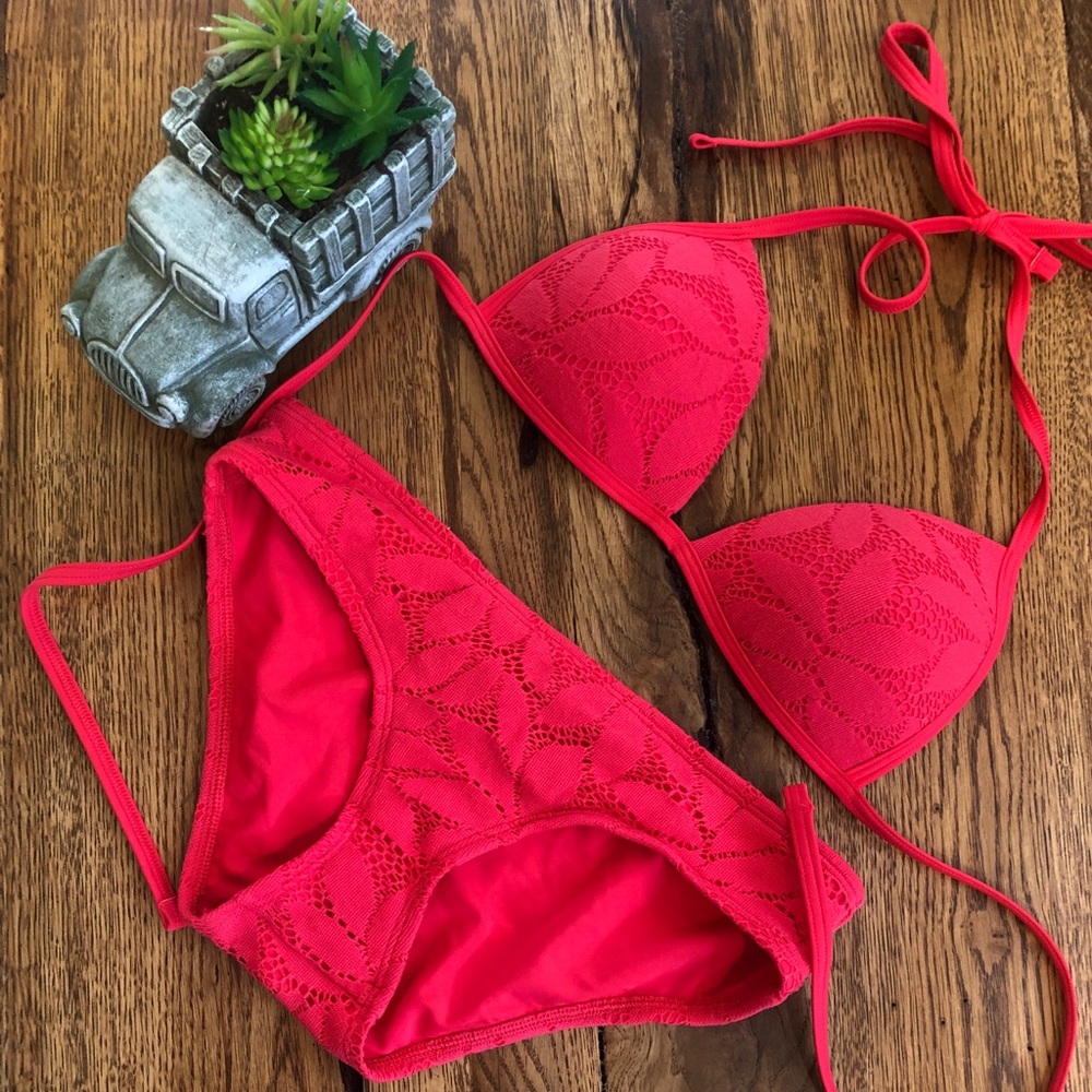 2/$25 Aerie bright cherry red bikini